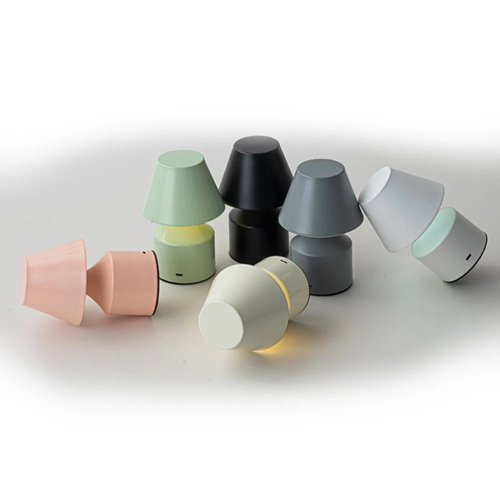 Oblo™ テーブルランプ