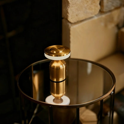 Auralis™ テーブルランプ