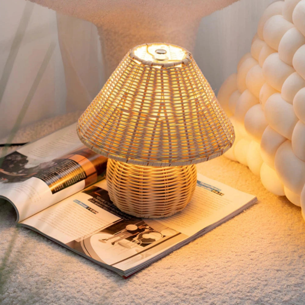 WeaveCraft™ Table Lamp