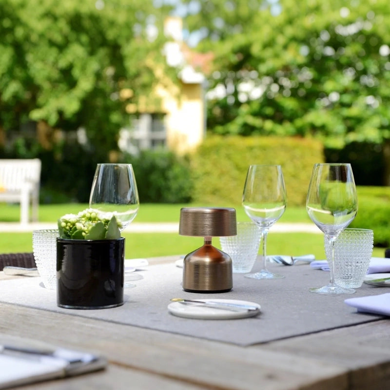 Auralis™ テーブルランプ