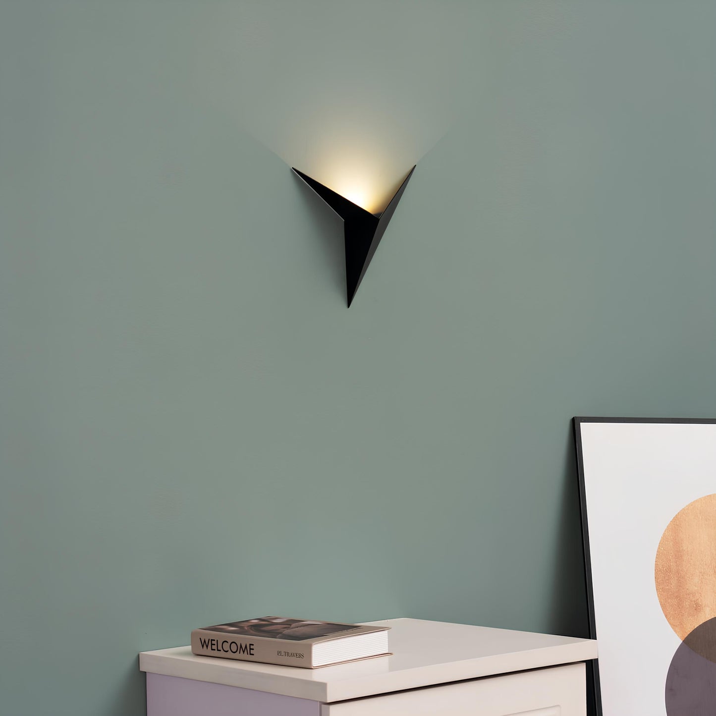 Trigon™ Wall Light