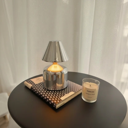 Auralis™ テーブルランプ