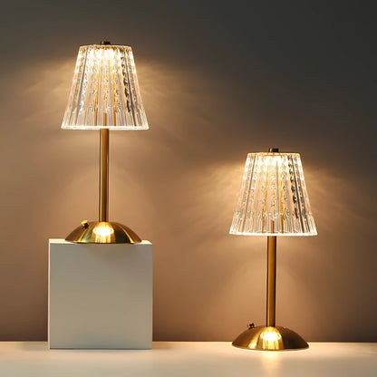 Lampada da tavolo in cristallo dorato