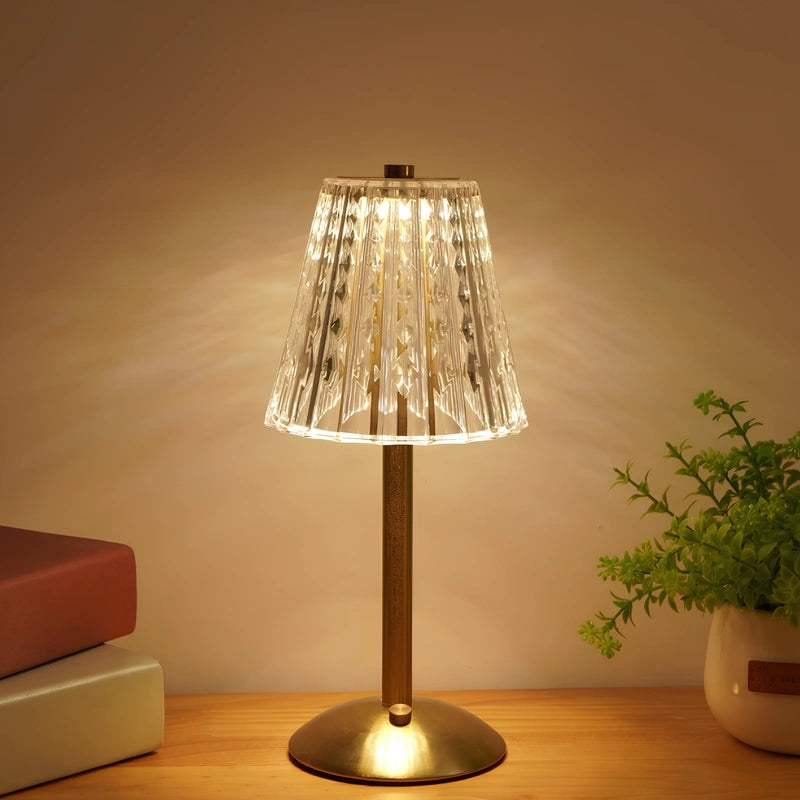 Lampada da tavolo in cristallo dorato