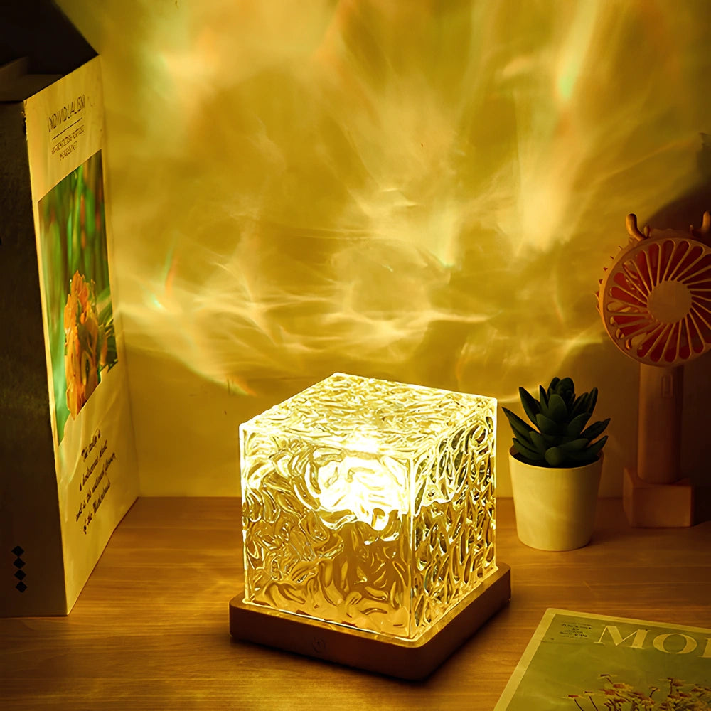 Luminorthe Northern Lights Cube Lamp | Aurora Effect Night Light | USB Powered Novelty Gift