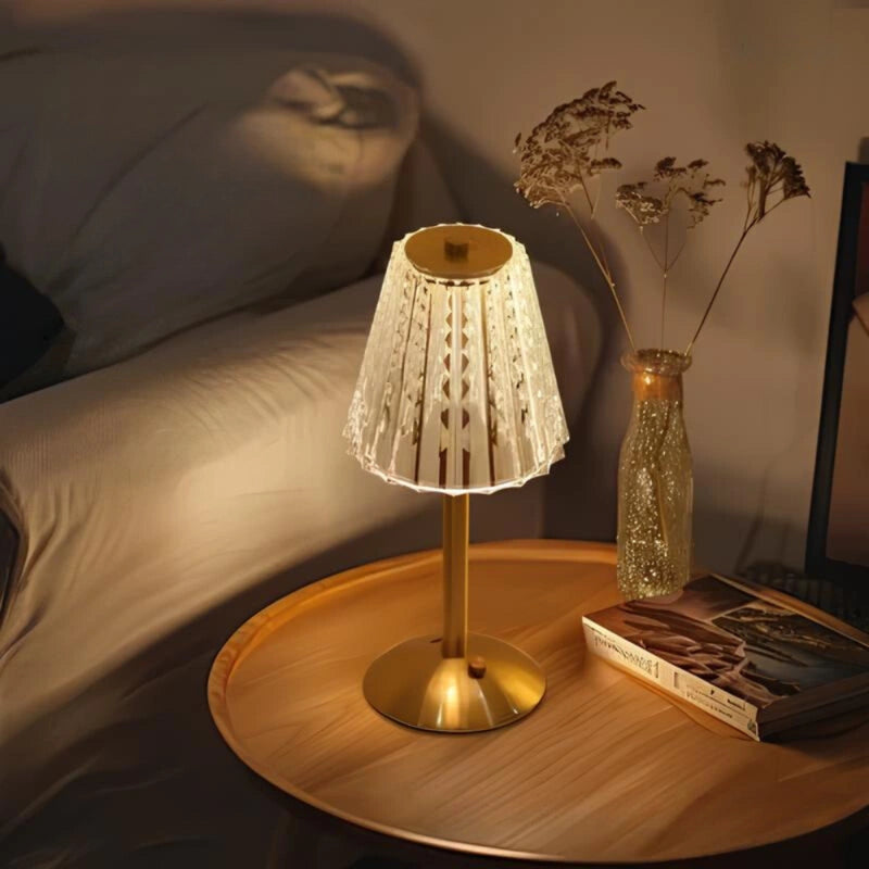 Lampada da tavolo in cristallo dorato