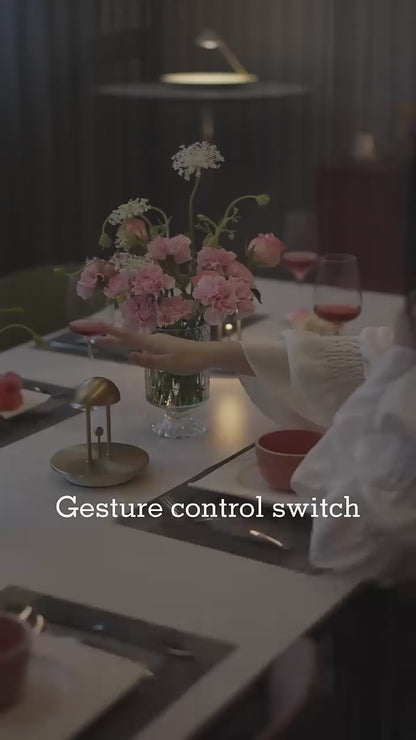 タイムレスバランステーブルランプ