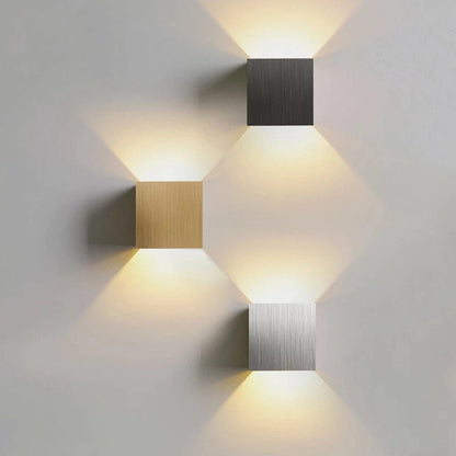 Elegant Wall Light